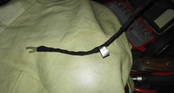 如何為寶馬X3安裝隱藏行車(chē)記錄儀